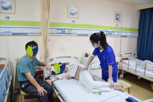 暨南大學崇愛醫院舉辦“認識物理治療，專注精準康復”慶祝活動暨先進康復設備展示